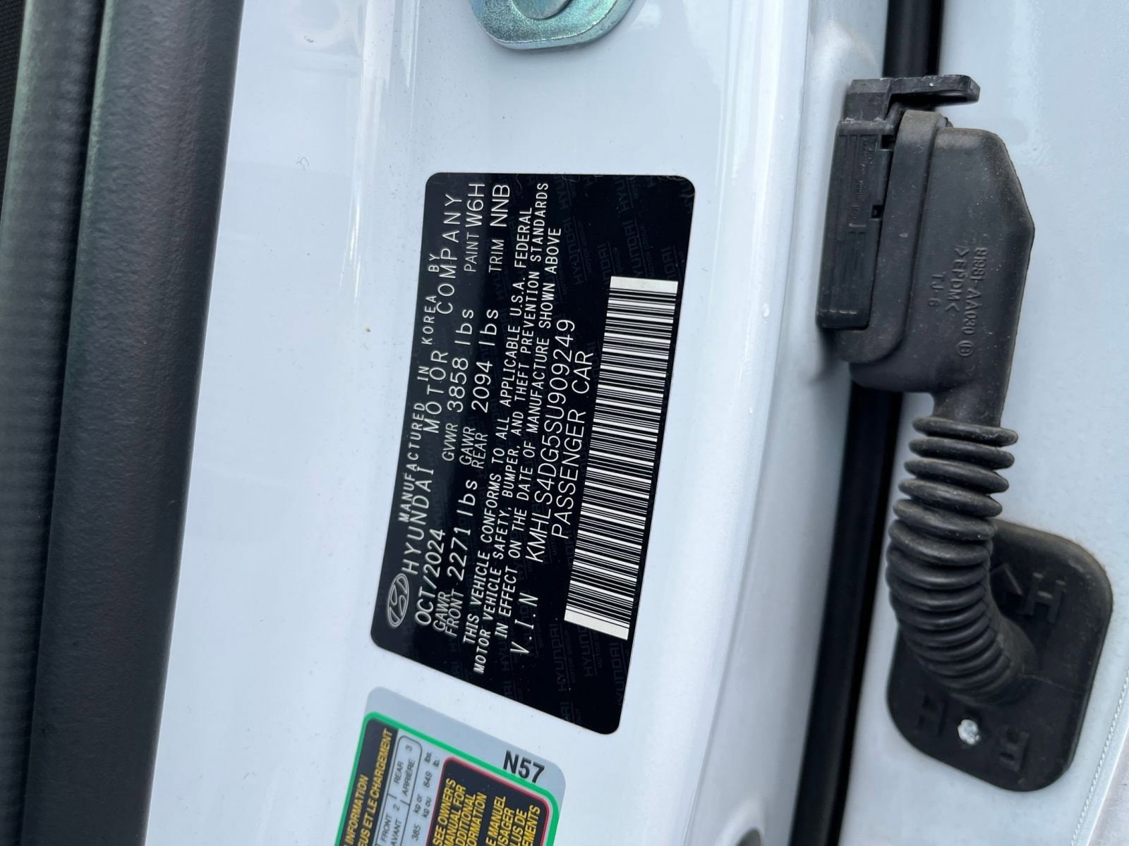 Thumbnail: 2025 Hyundai Elantra - 28