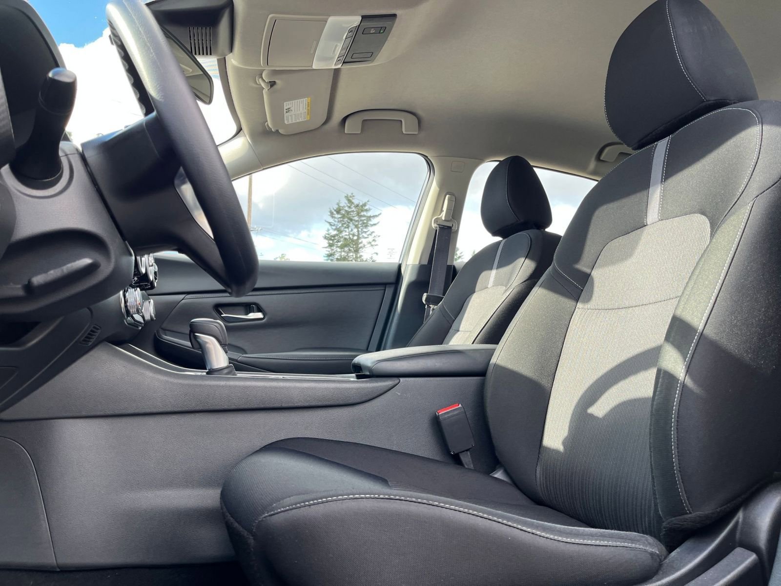 Thumbnail: 2025 Nissan Sentra - 24