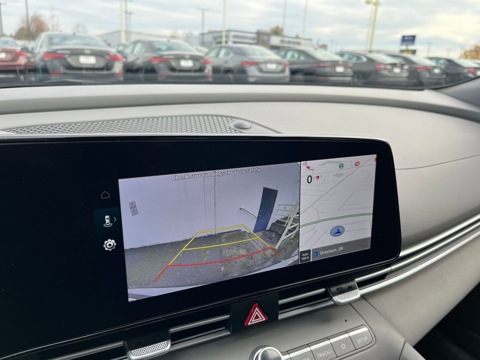 Thumbnail: 2025 Hyundai Elantra - 17