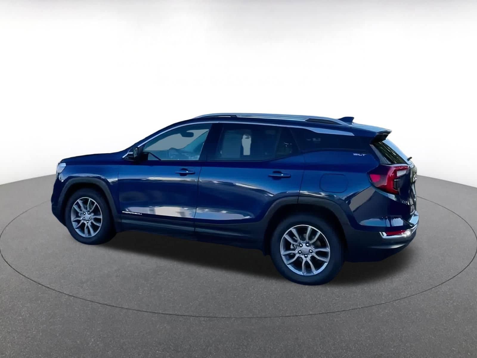 Thumbnail: 2023 GMC Terrain - 4