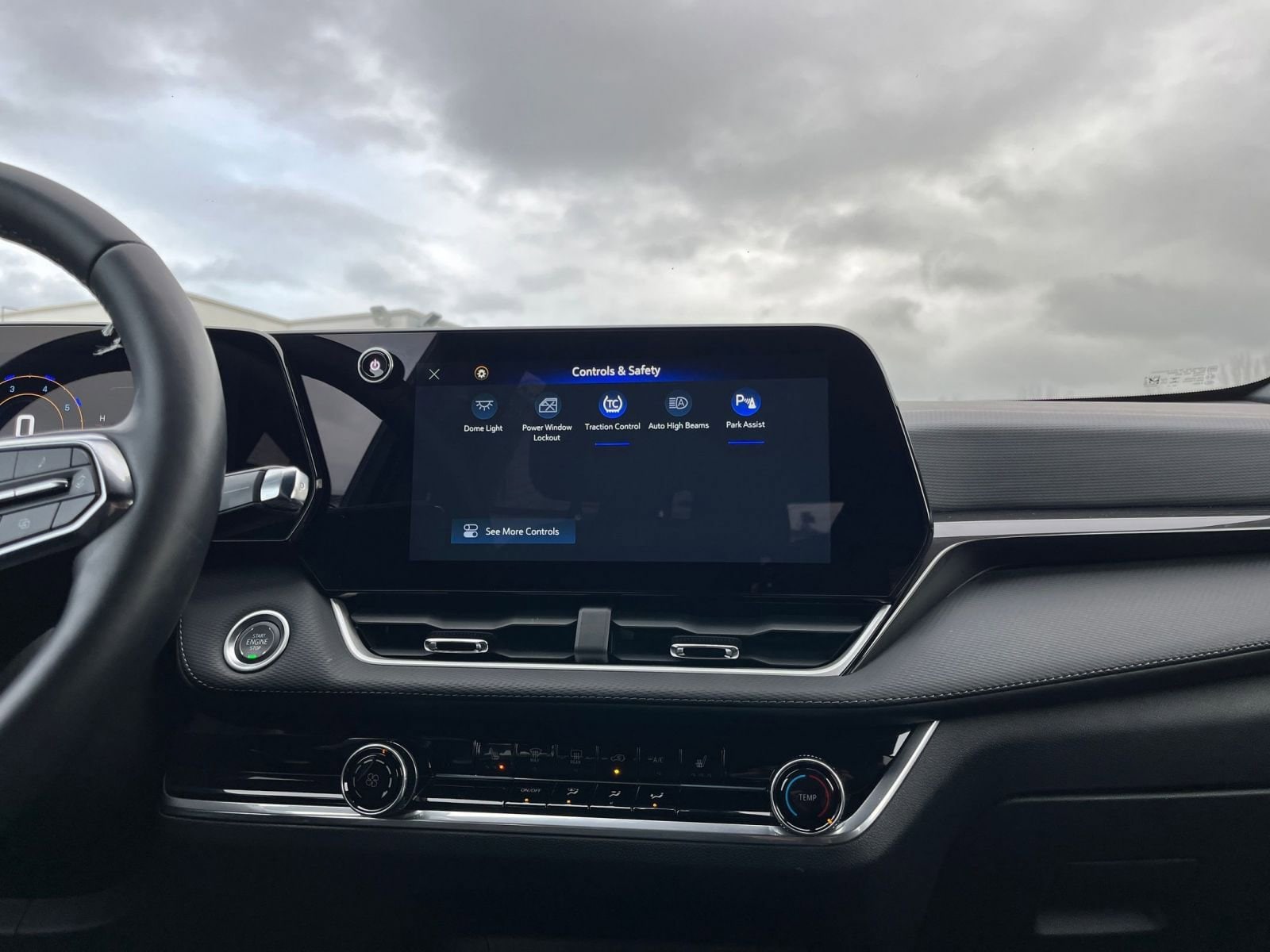 Thumbnail: 2025 Chevrolet Equinox - 21