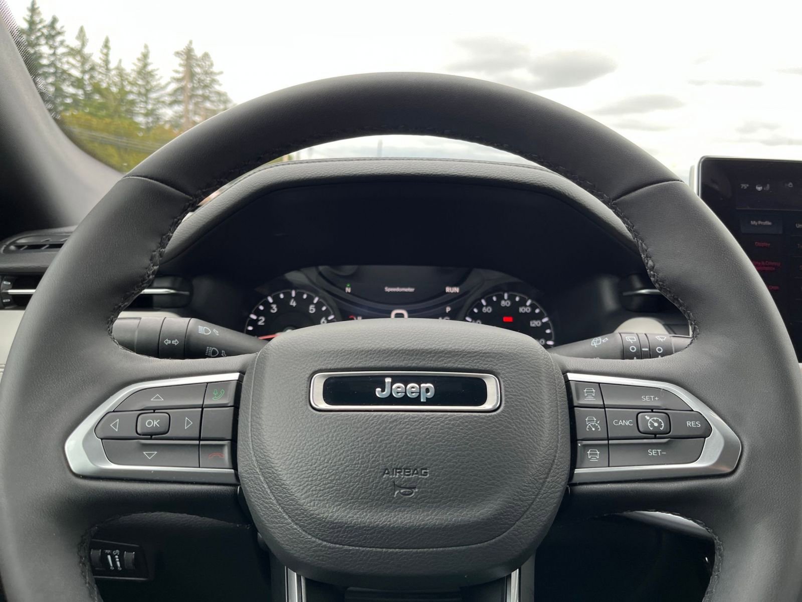 Thumbnail: 2025 Jeep Compass - 30