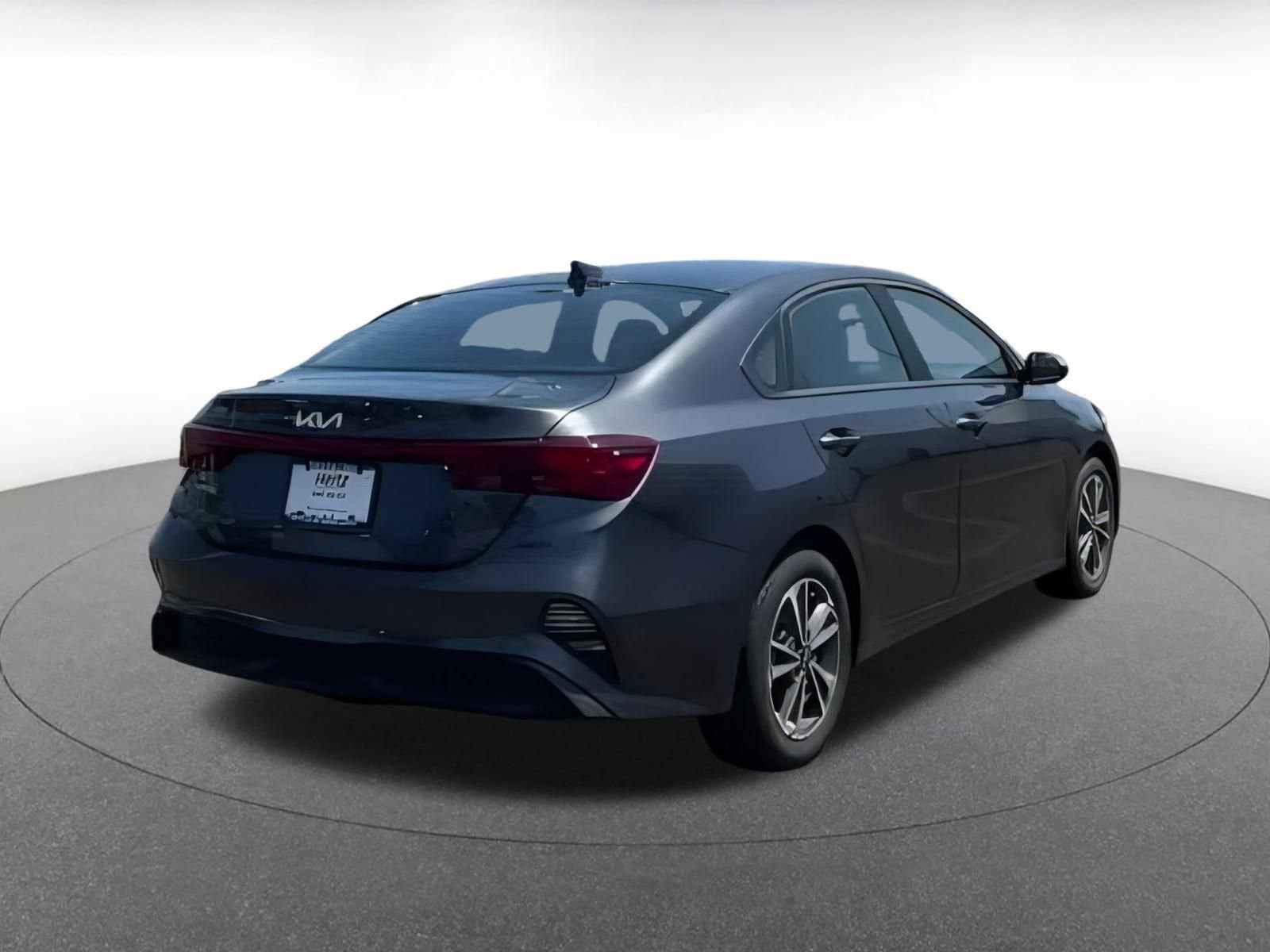Thumbnail: 2024 Kia Forte - 16