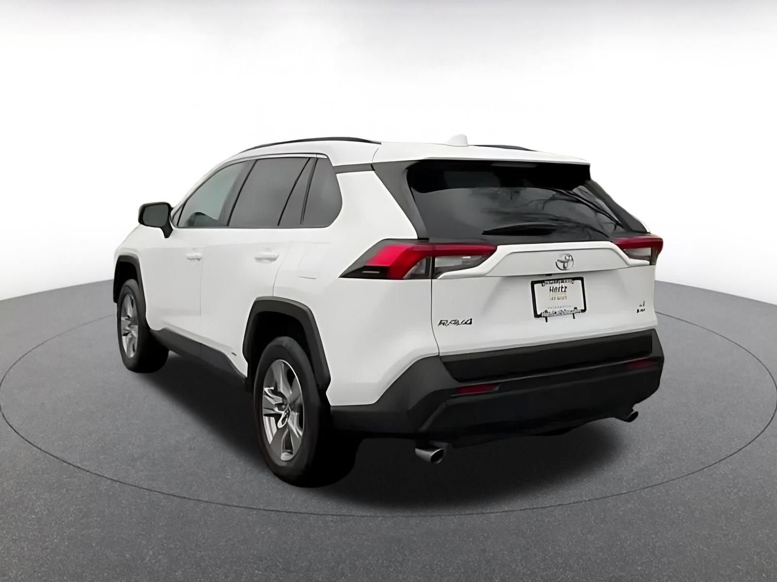 Thumbnail: 2025 Toyota RAV4 - 10