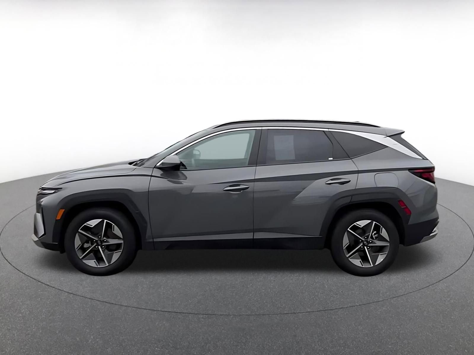 Thumbnail: 2025 Hyundai Tucson - 16