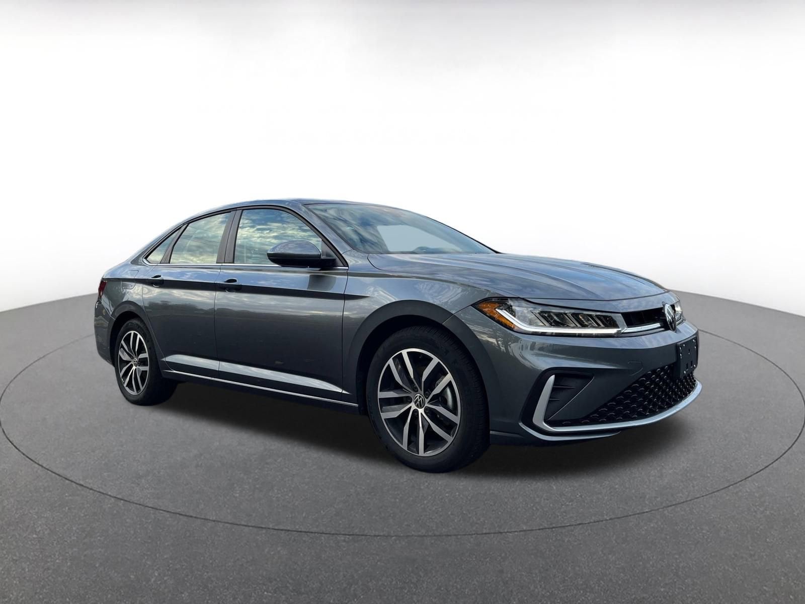 Thumbnail: 2025 Volkswagen Jetta - 1