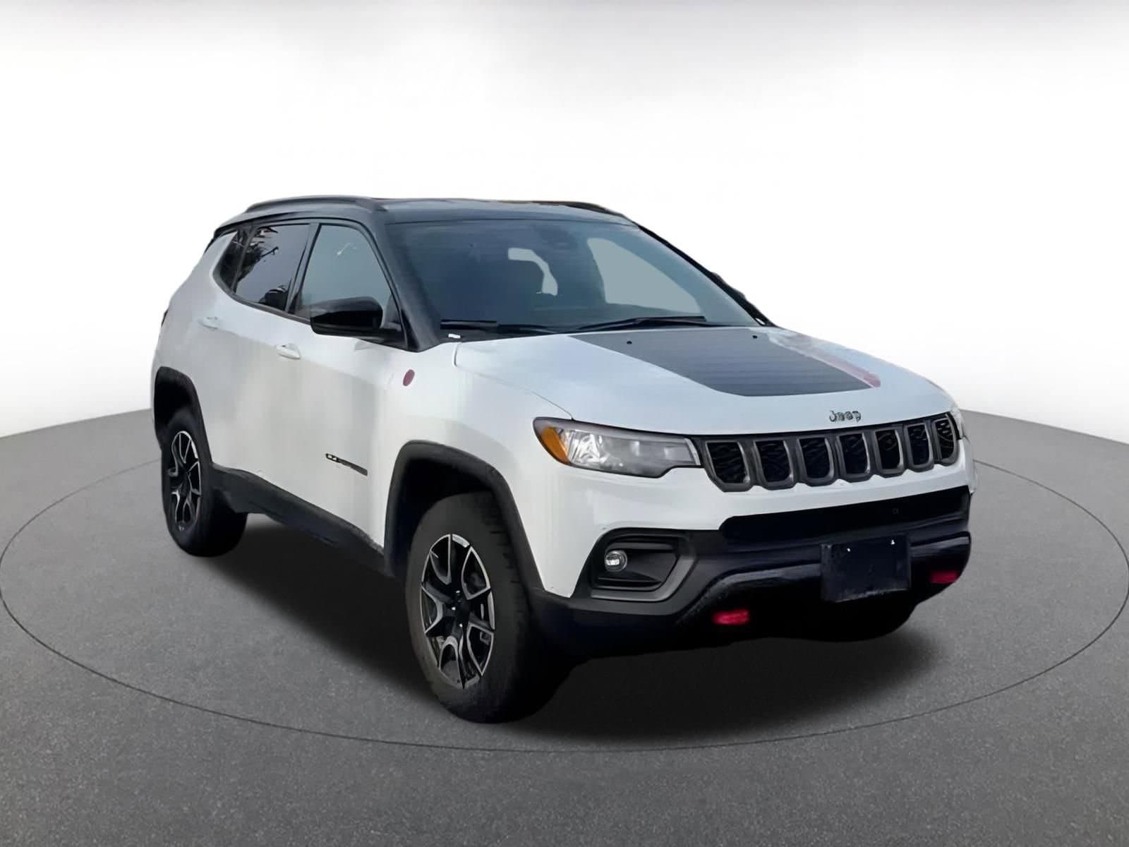 Thumbnail: 2025 Jeep Compass - 3