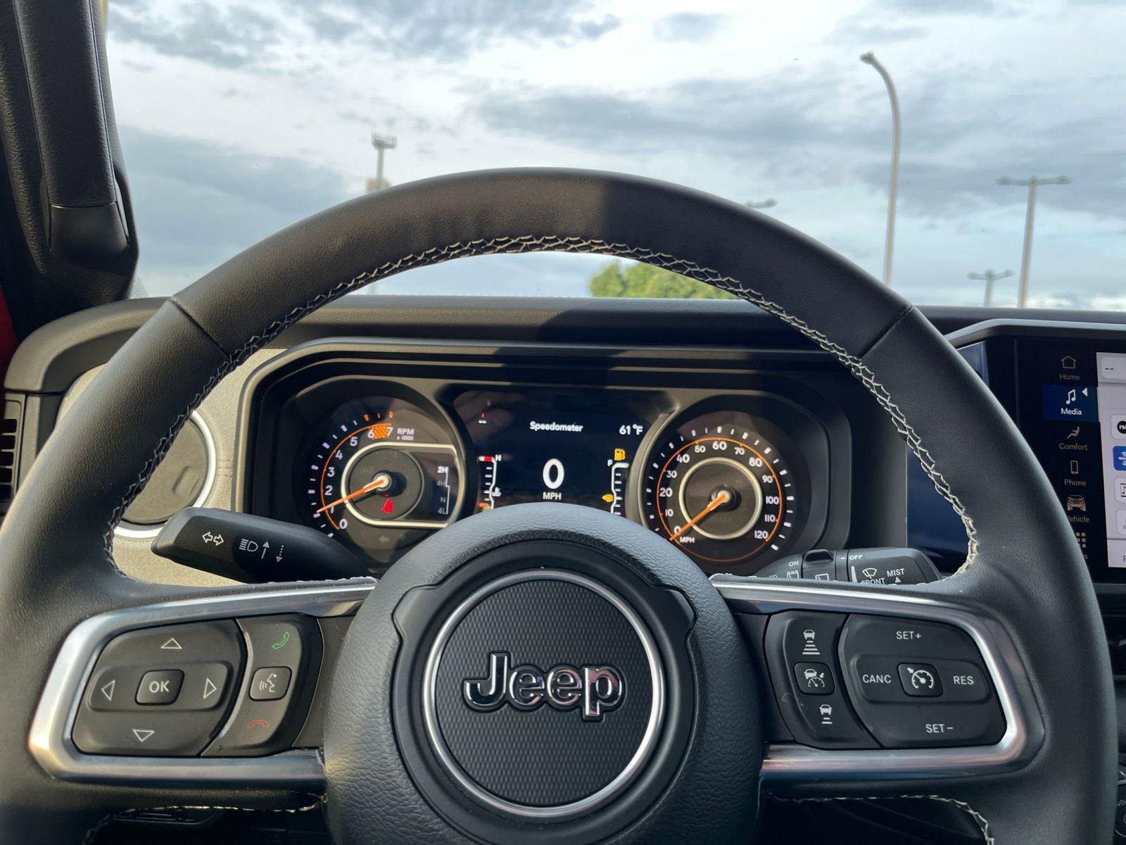 Thumbnail: 2025 Jeep Wrangler - 25