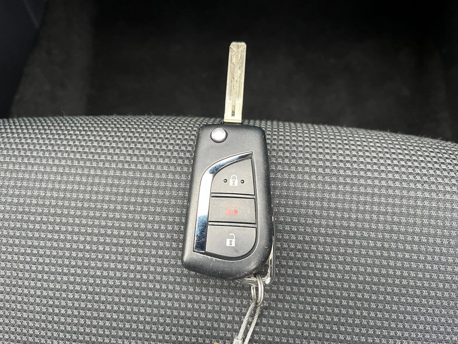 Thumbnail: 2025 Toyota RAV4 - 24