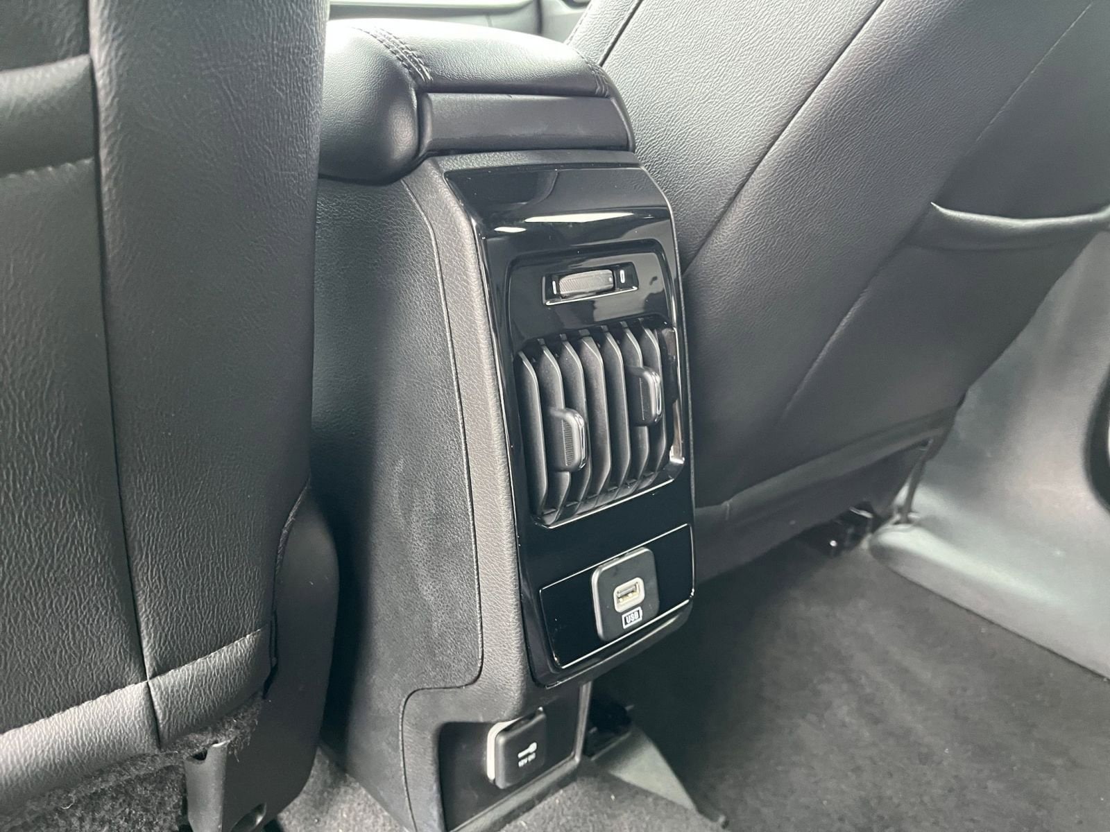 Thumbnail: 2025 Jeep Compass - 24