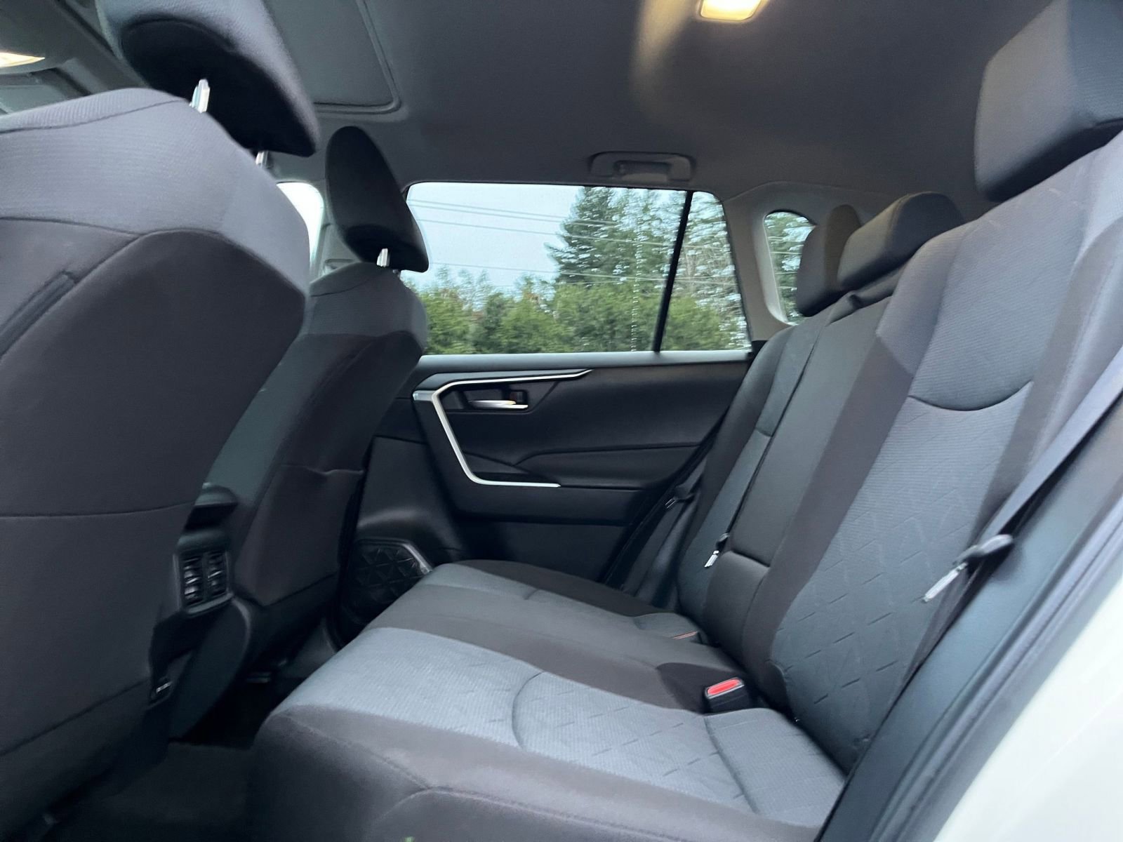 Thumbnail: 2025 Toyota RAV4 - 28