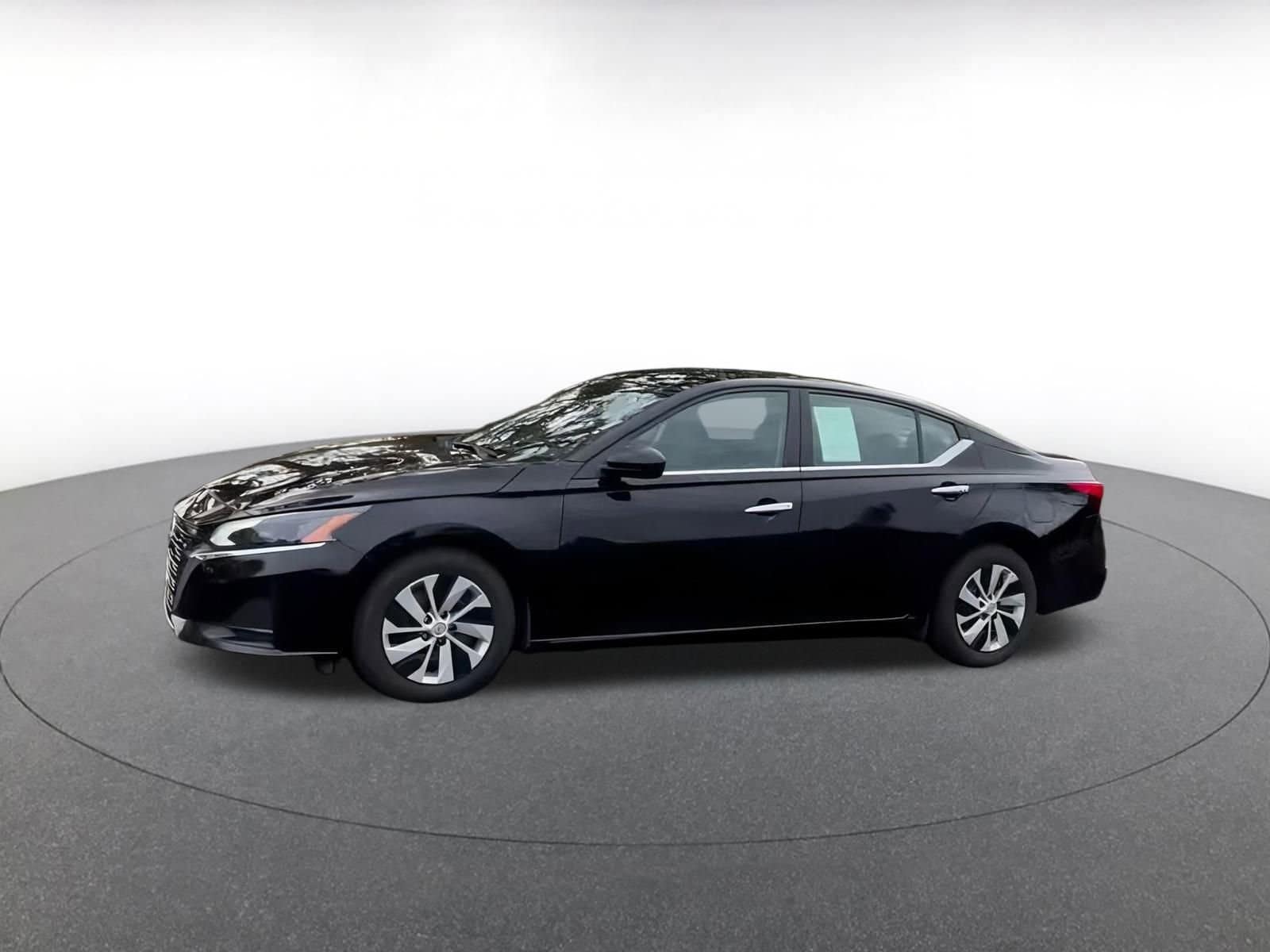 Thumbnail: 2024 Nissan Altima - 11