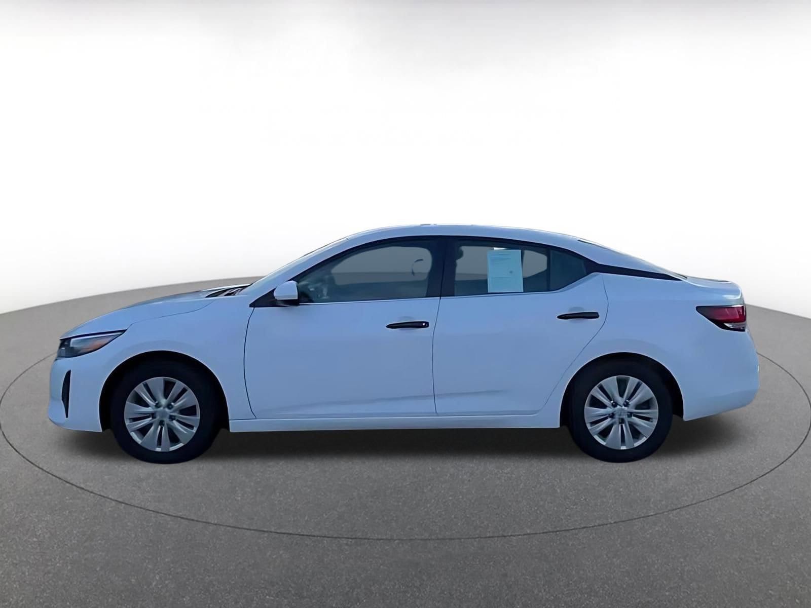 Thumbnail: 2025 Nissan Sentra - 9