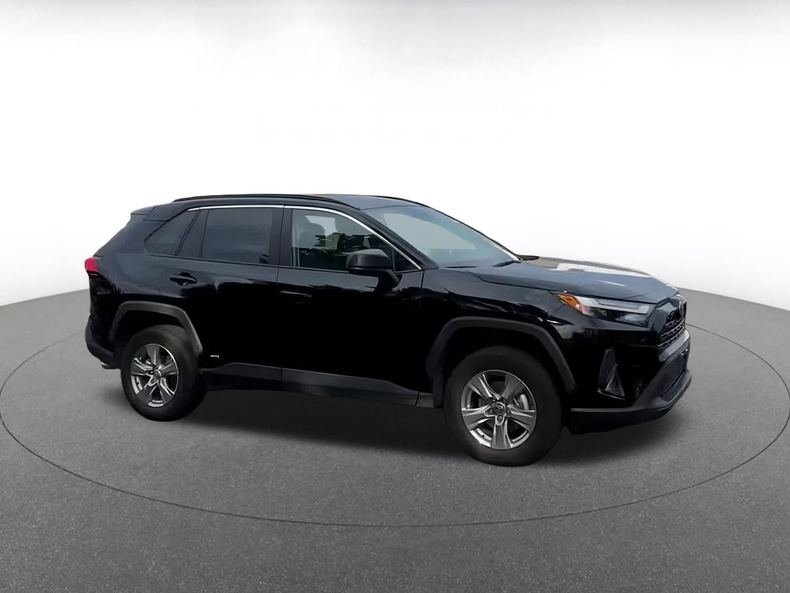 Thumbnail: 2025 Toyota RAV4 - 2