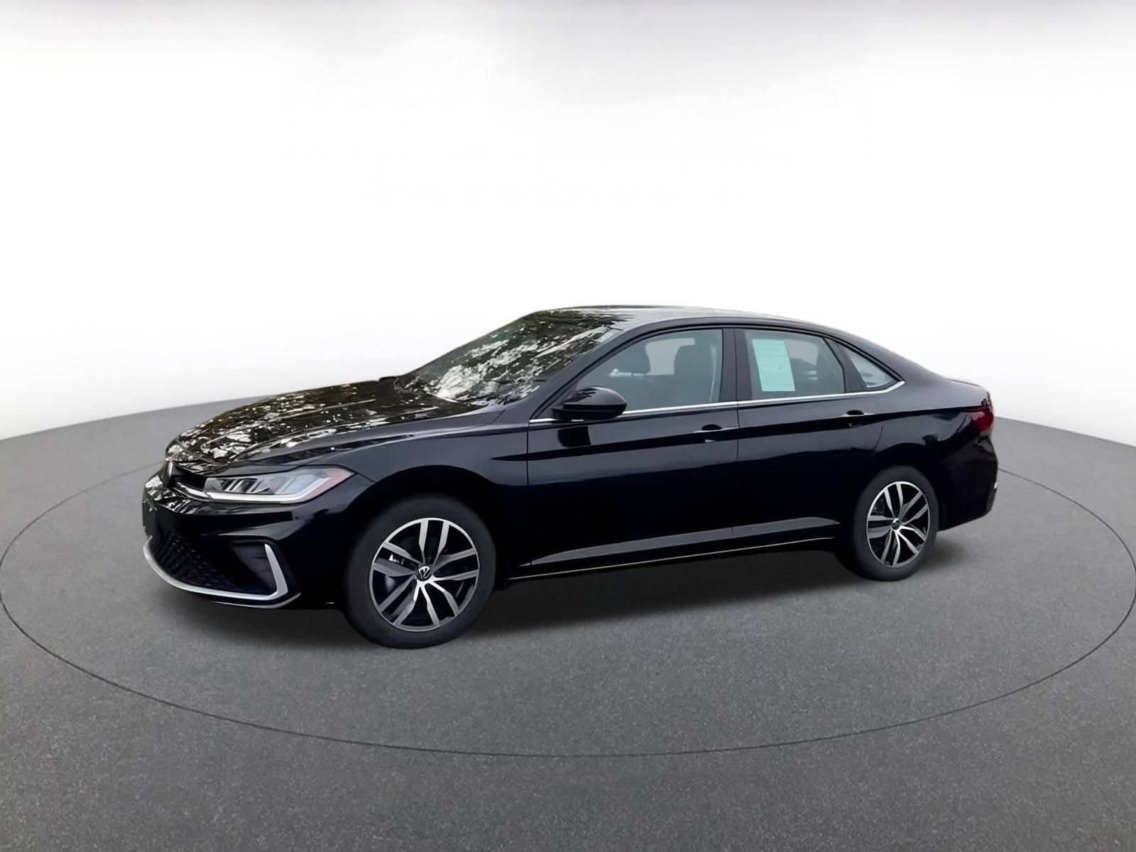 Thumbnail: 2025 Volkswagen Jetta - 10