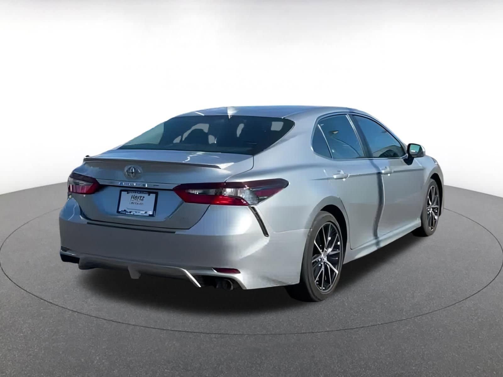 Thumbnail: 2023 Toyota Camry - 11