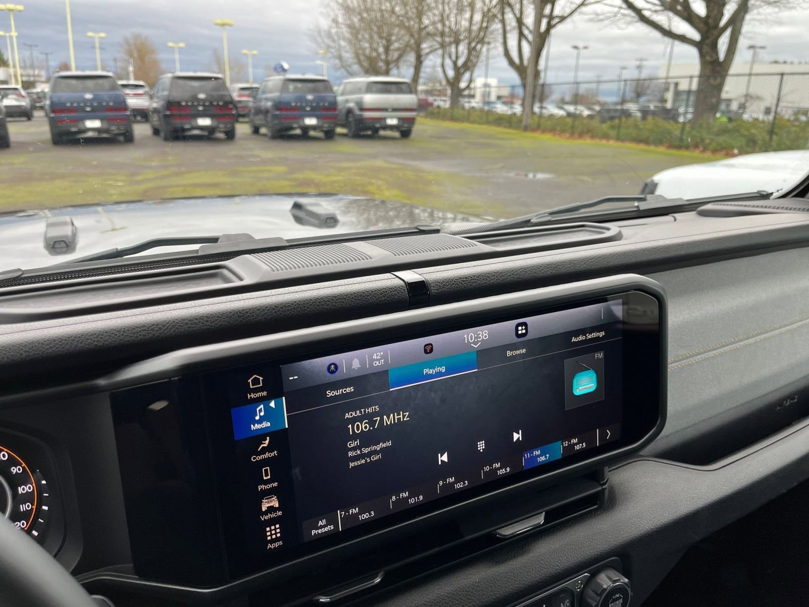 Thumbnail: 2025 Jeep Wrangler - 18