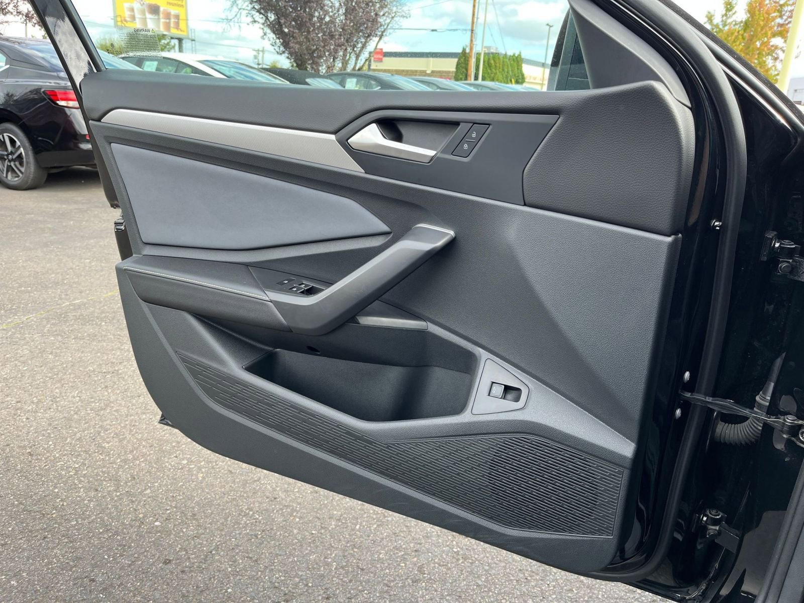 Thumbnail: 2025 Volkswagen Jetta - 21