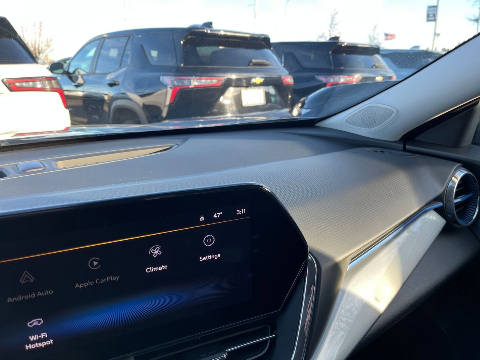 Thumbnail: 2025 Chevrolet Trax - 33