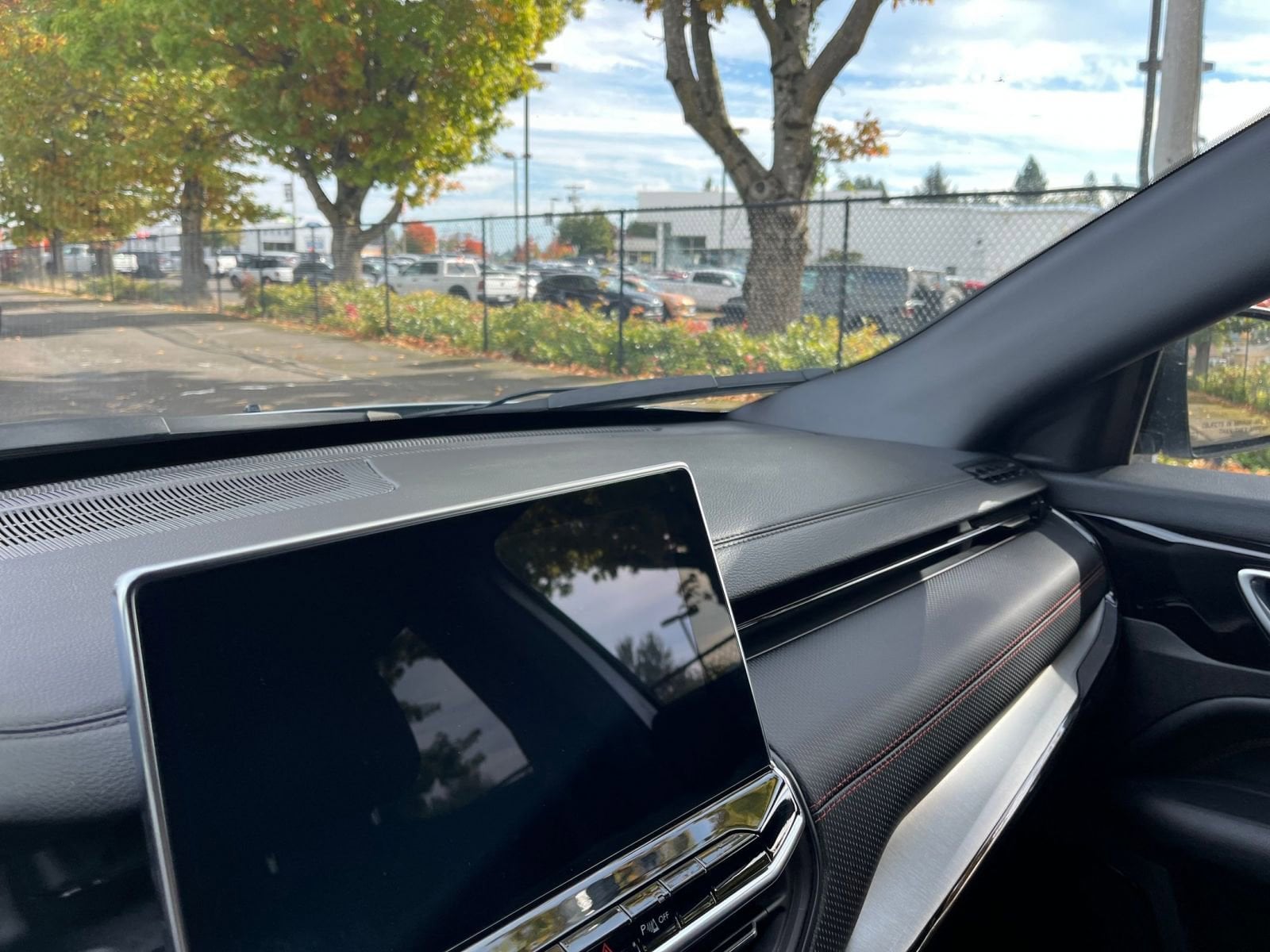 Thumbnail: 2025 Jeep Compass - 35