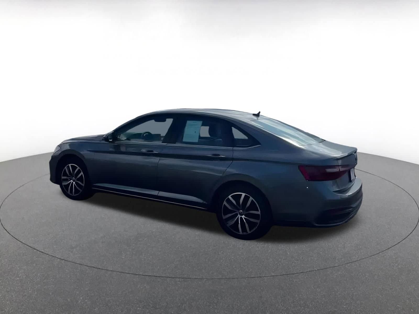 Thumbnail: 2025 Volkswagen Jetta - 4