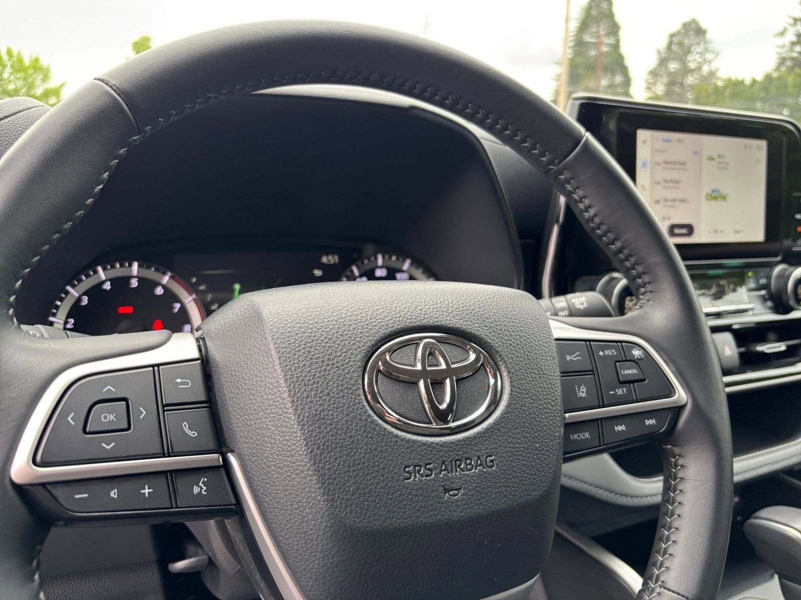 Thumbnail: 2025 Toyota Highlander - 29