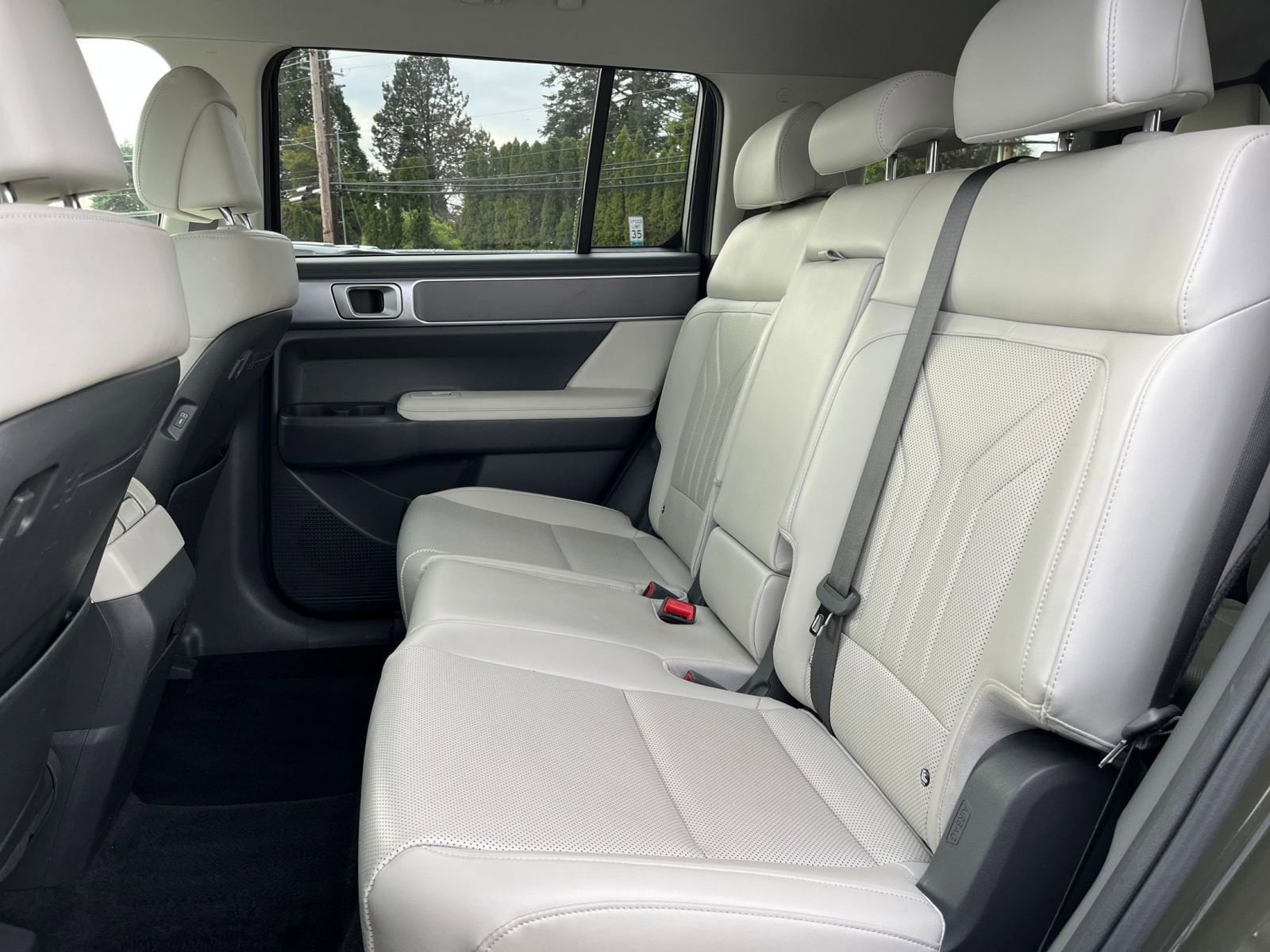 Thumbnail: 2025 Hyundai Santa Fe - 27