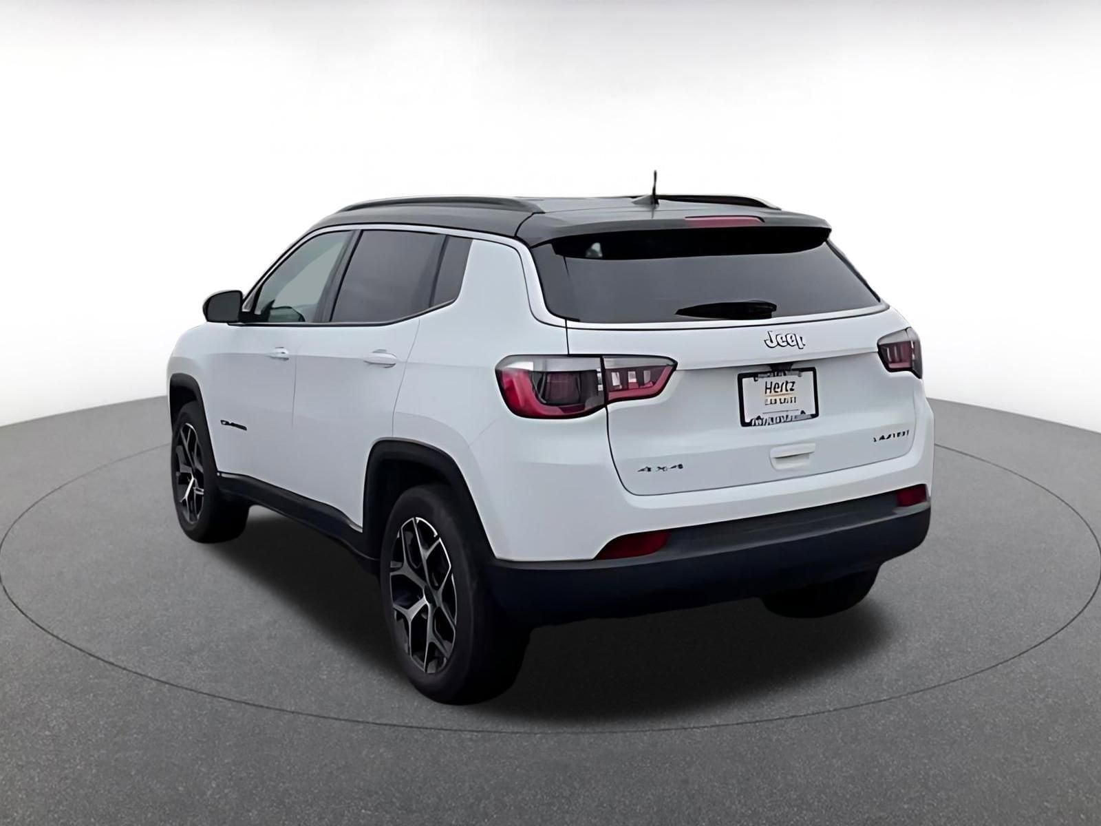 Thumbnail: 2025 Jeep Compass - 11