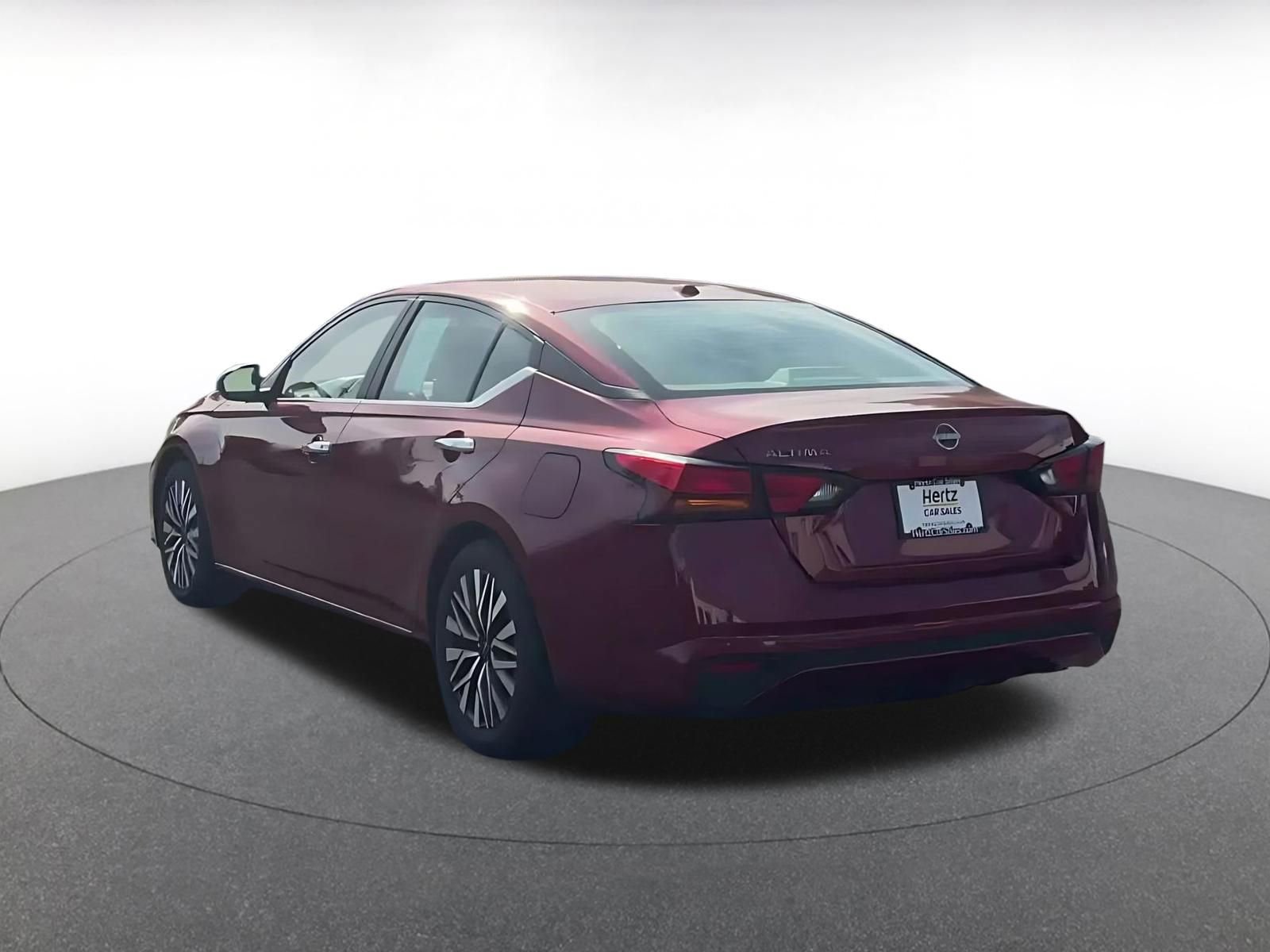 Thumbnail: 2025 Nissan Altima - 11