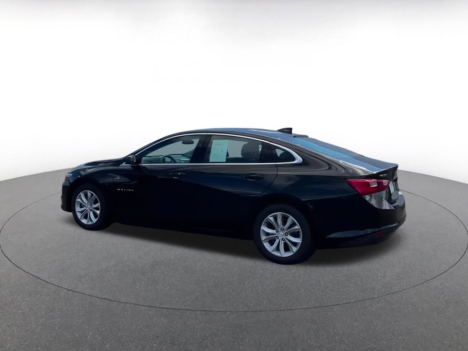 Thumbnail: 2024 Chevrolet Malibu - 13