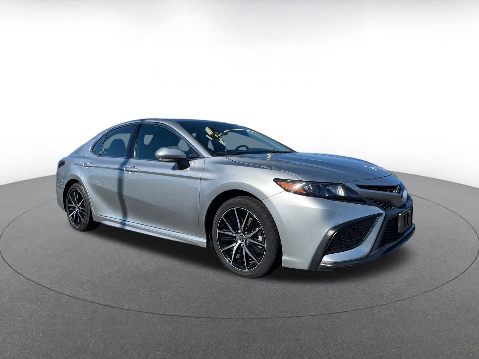Thumbnail: 2023 Toyota Camry - 1
