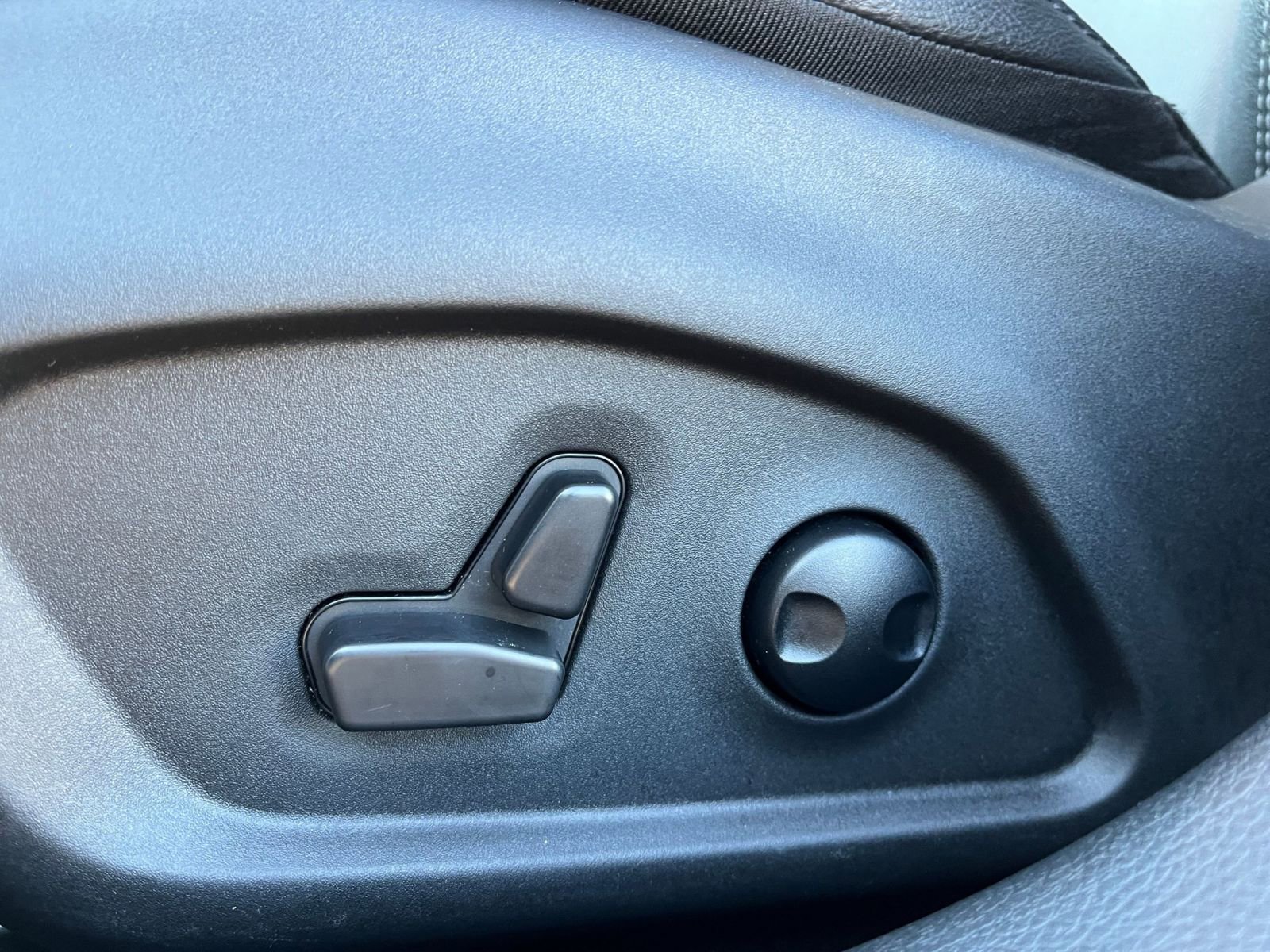 Thumbnail: 2025 Jeep Compass - 23