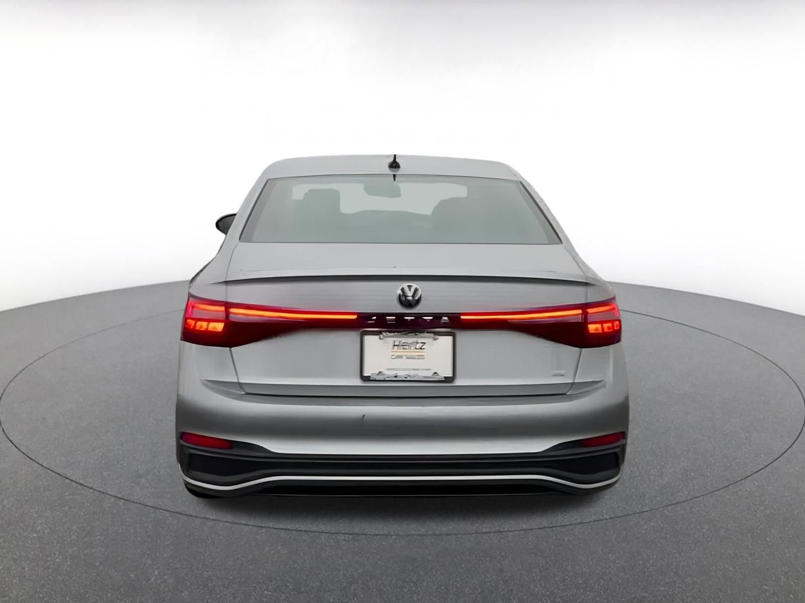 Thumbnail: 2025 Volkswagen Jetta - 15