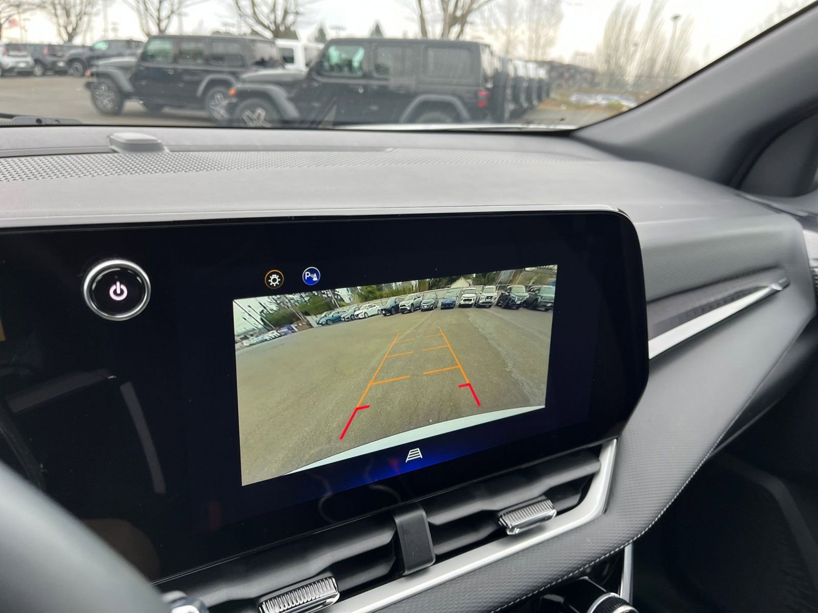 Thumbnail: 2025 Chevrolet Equinox - 17