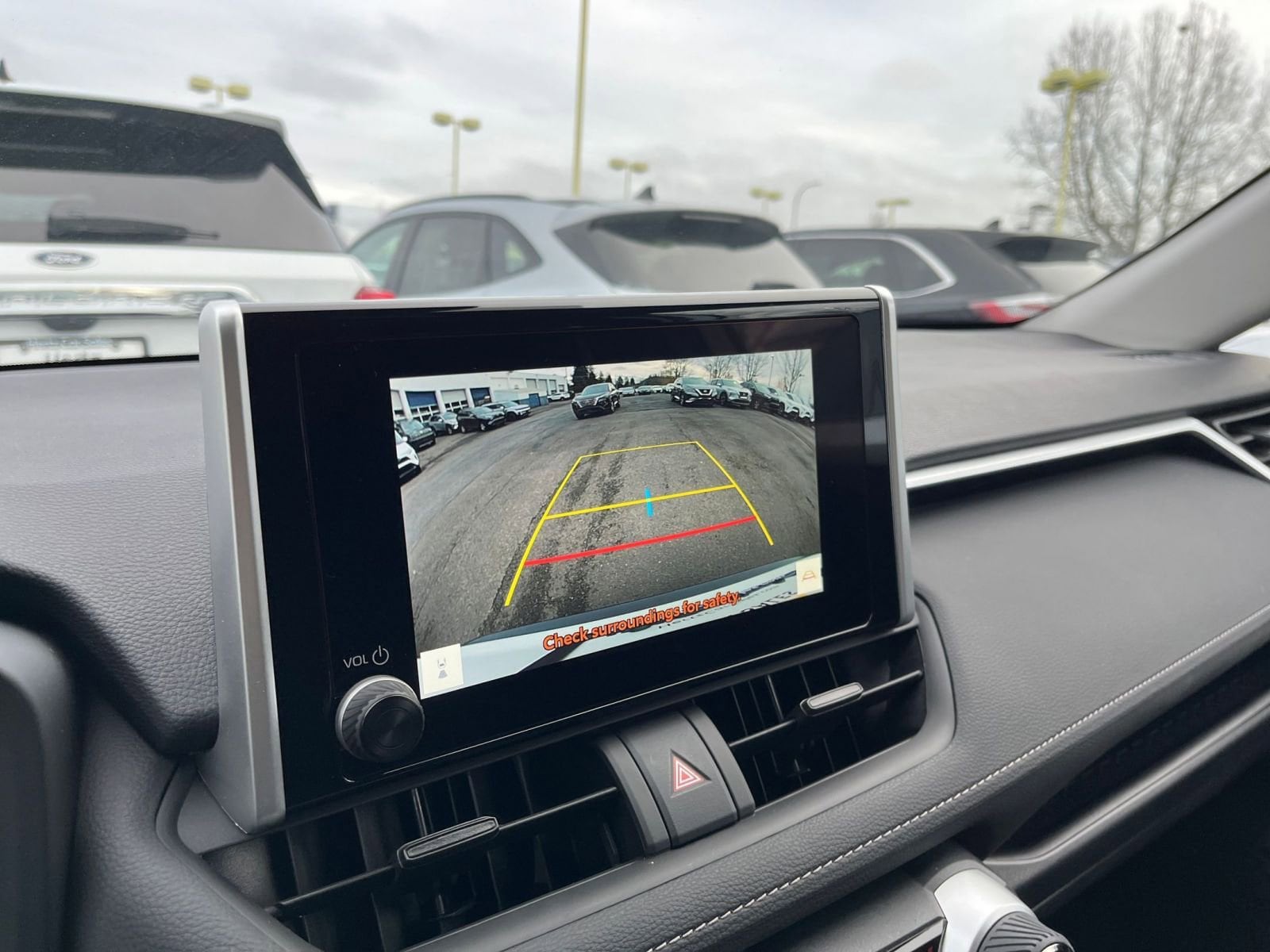 Thumbnail: 2025 Toyota RAV4 - 17