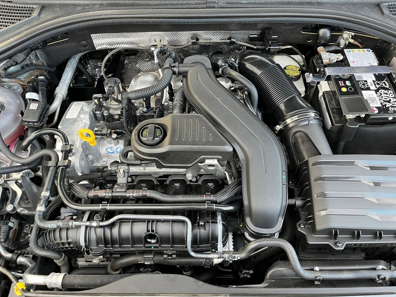 Thumbnail: 2025 Volkswagen Jetta - 32