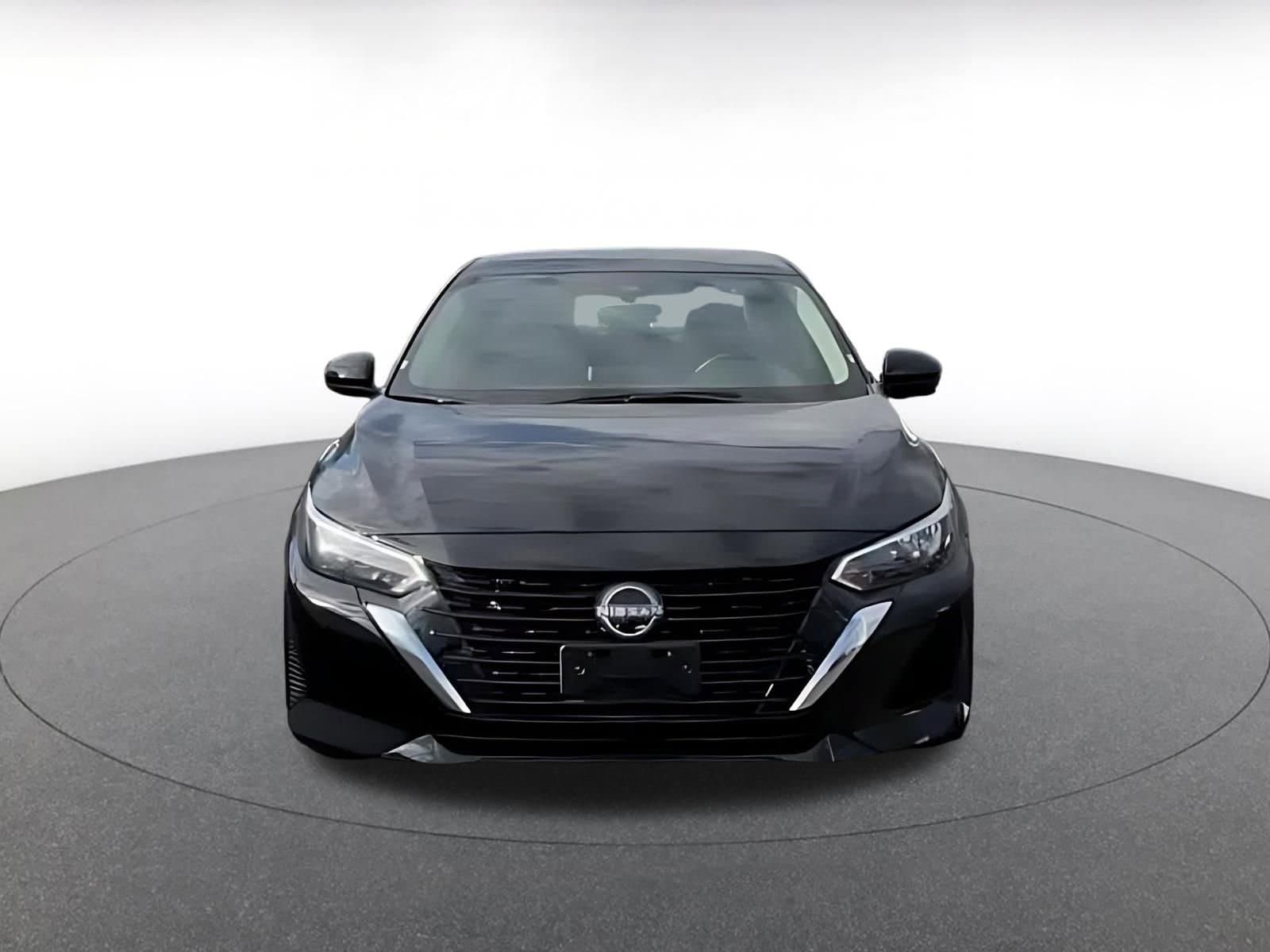 Thumbnail: 2025 Nissan Sentra - 4