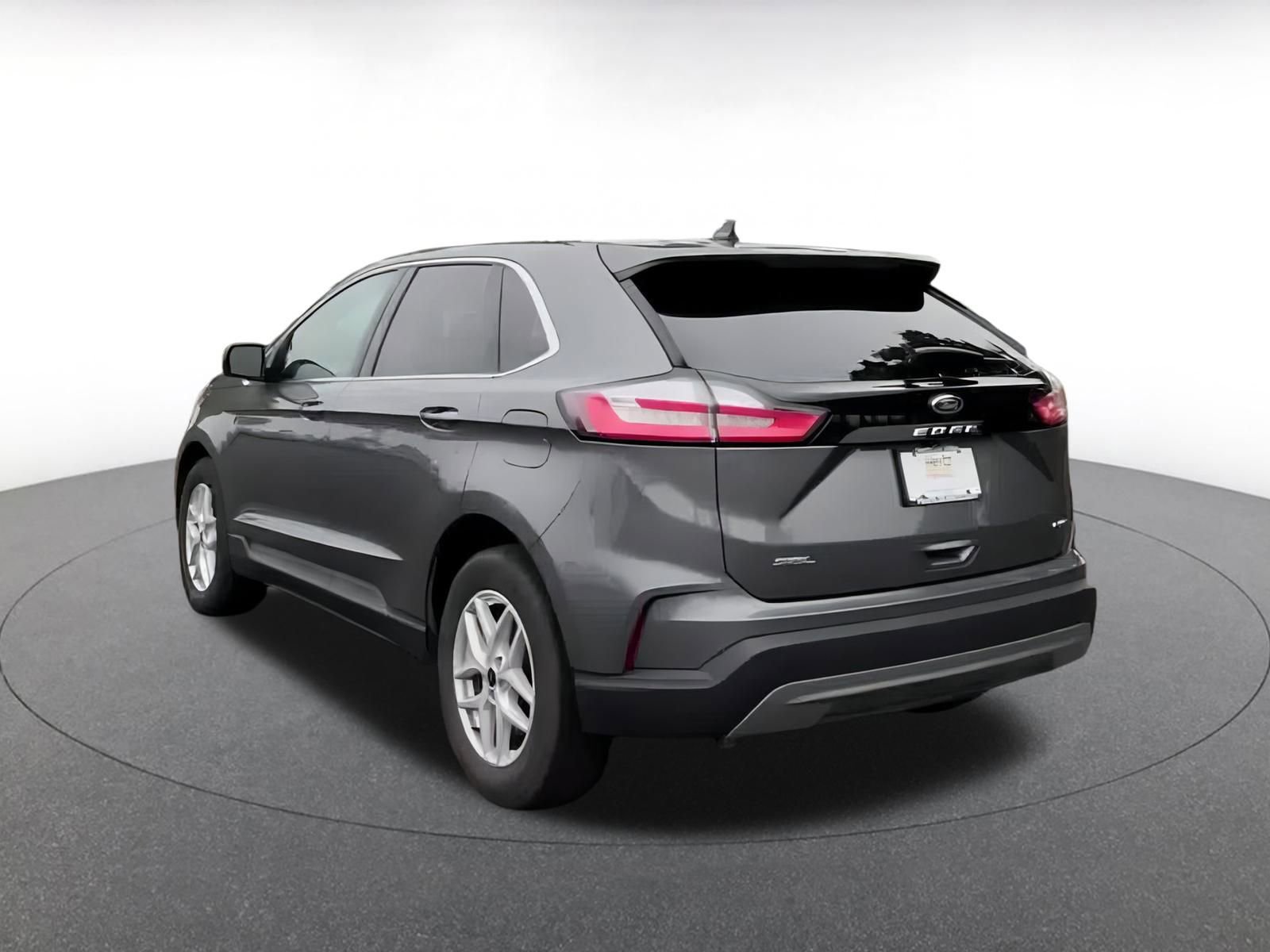 Thumbnail: 2024 Ford Edge - 11