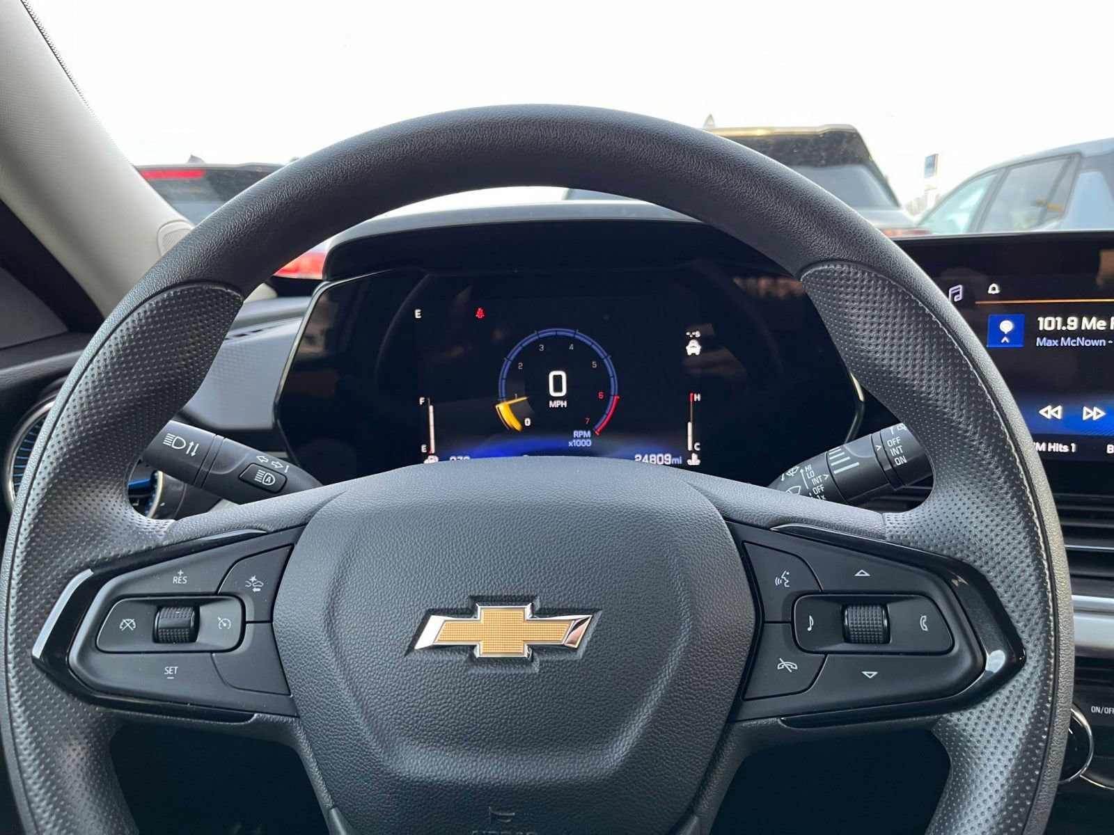 Thumbnail: 2025 Chevrolet Trax - 25