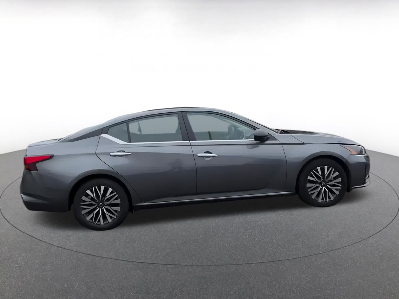 Thumbnail: 2024 Nissan Altima - 16