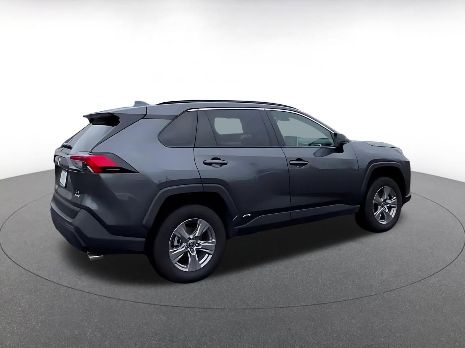 Thumbnail: 2025 Toyota RAV4 - 15