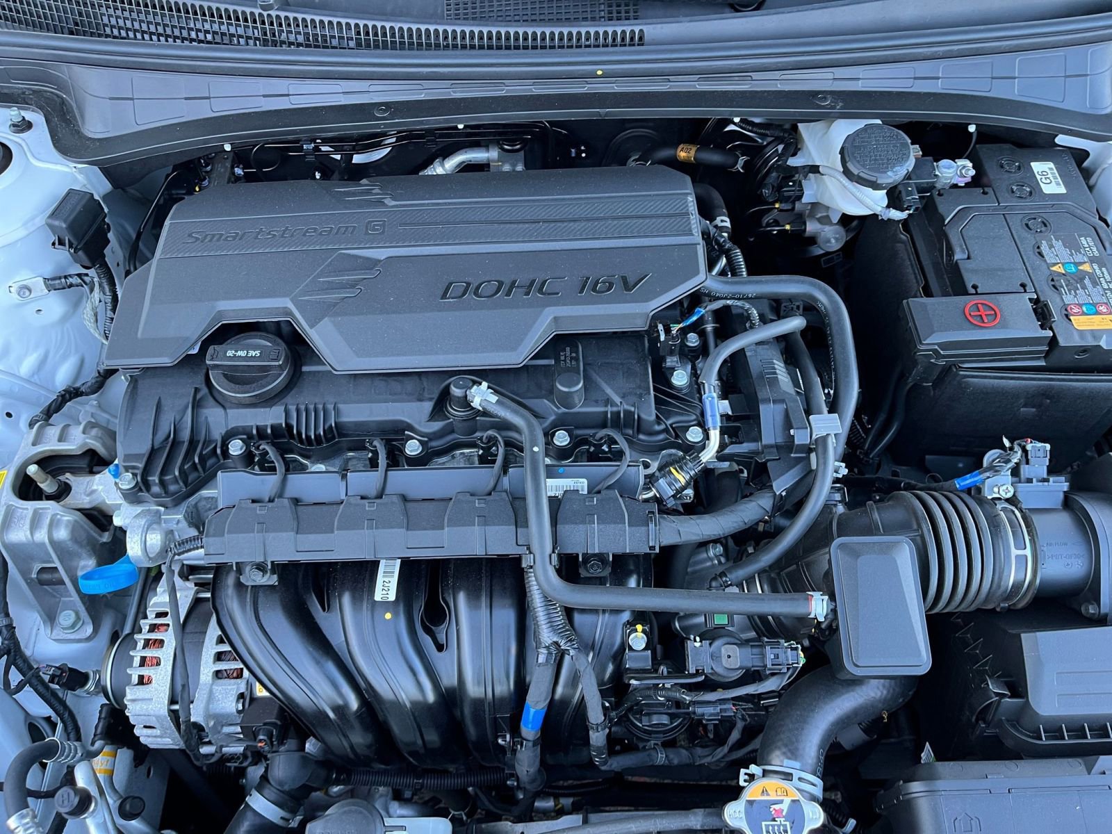 Thumbnail: 2025 Hyundai Elantra - 32