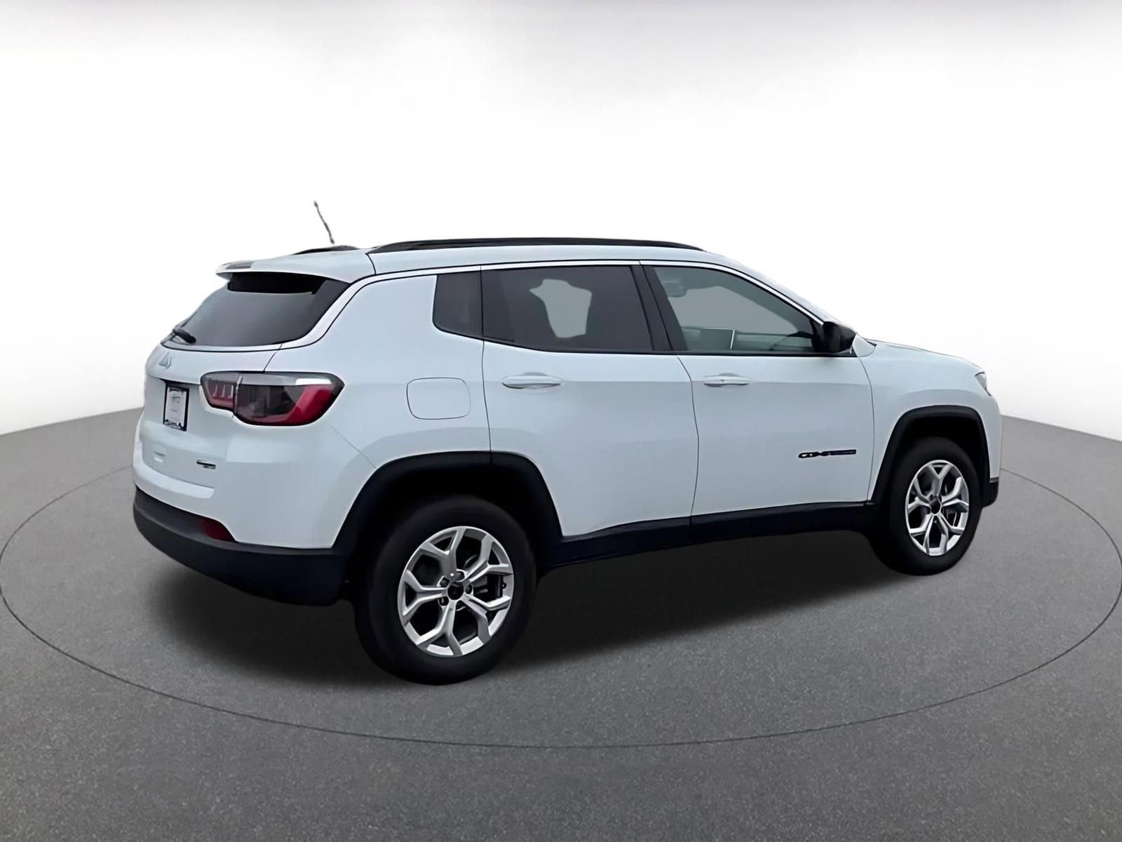 Thumbnail: 2025 Jeep Compass - 14