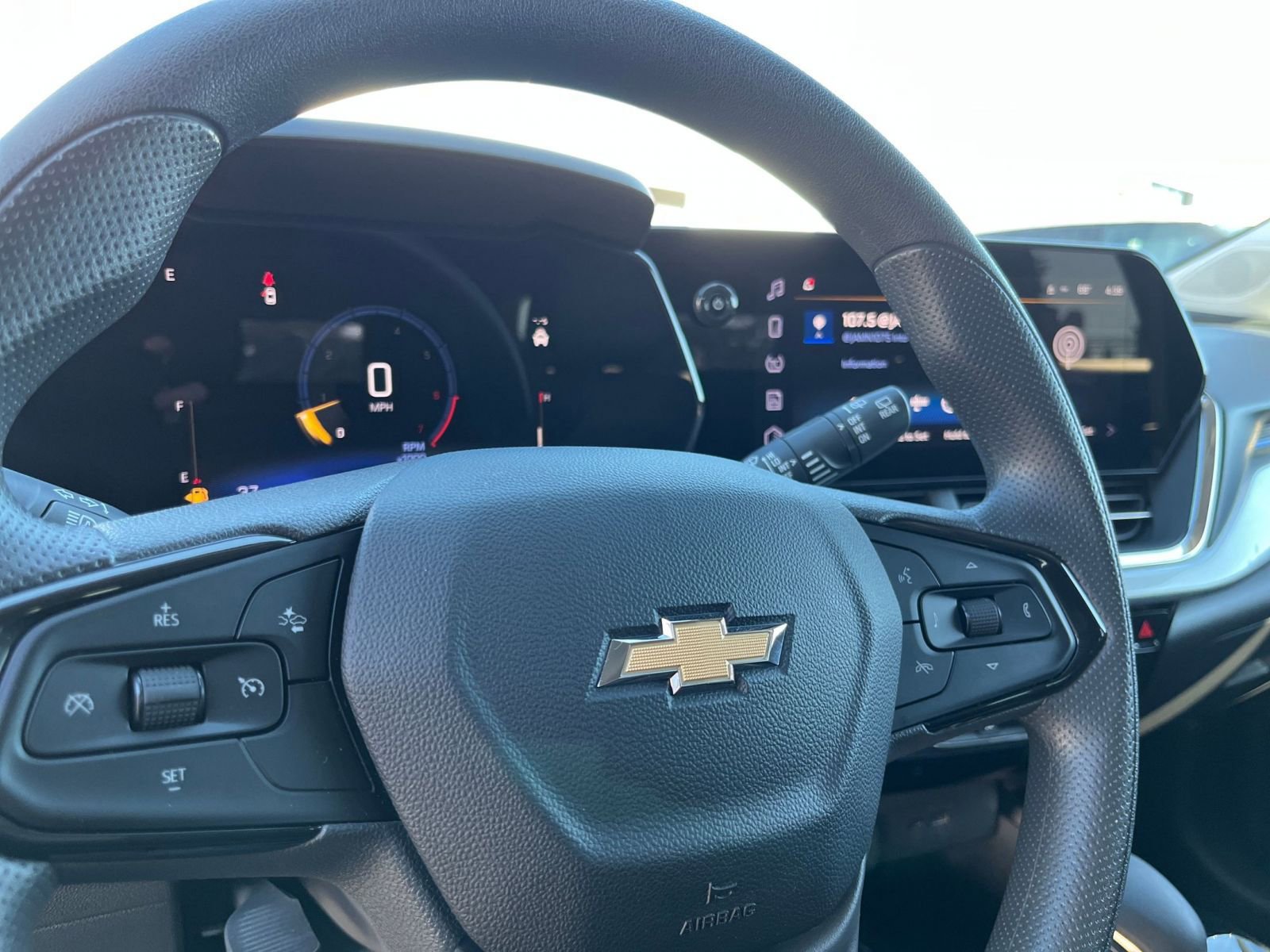 Thumbnail: 2025 Chevrolet Trax - 27