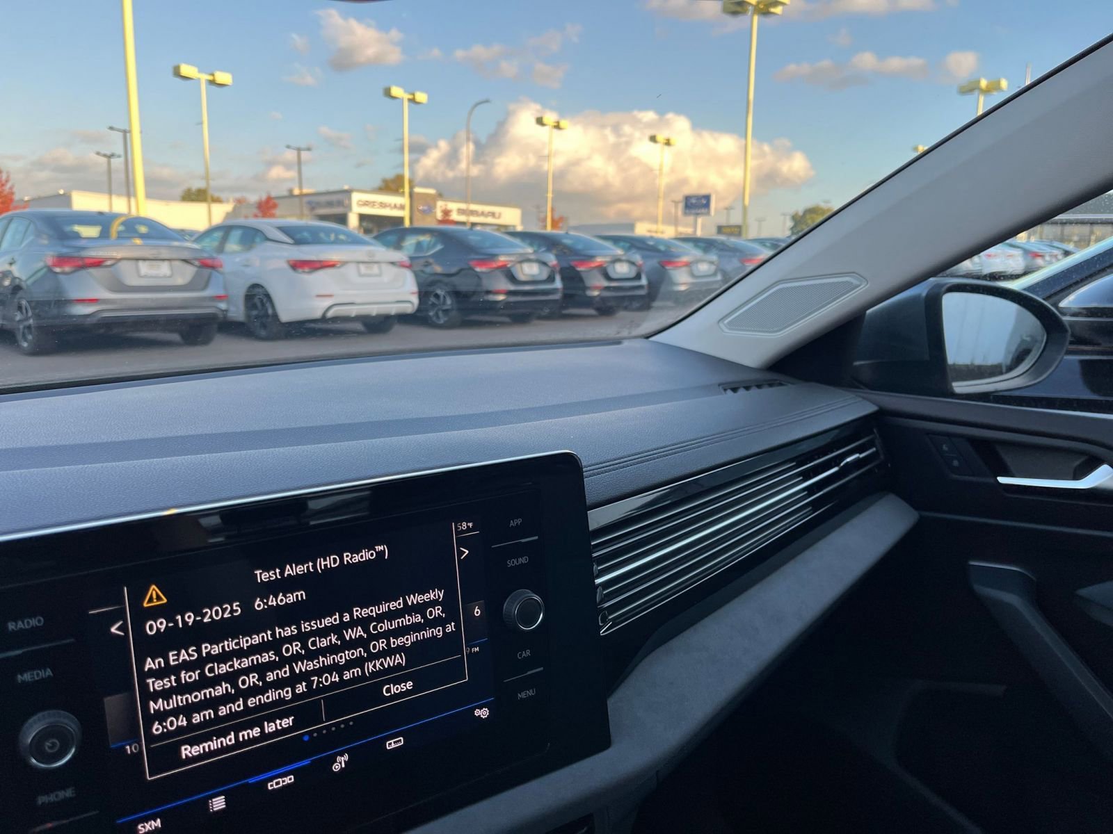 Thumbnail: 2025 Volkswagen Jetta - 35