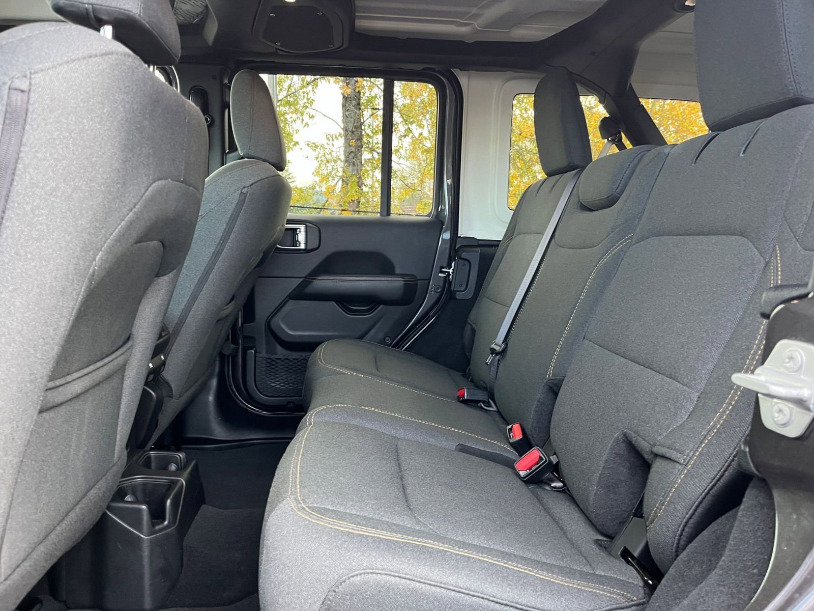 Thumbnail: 2025 Jeep Wrangler - 25