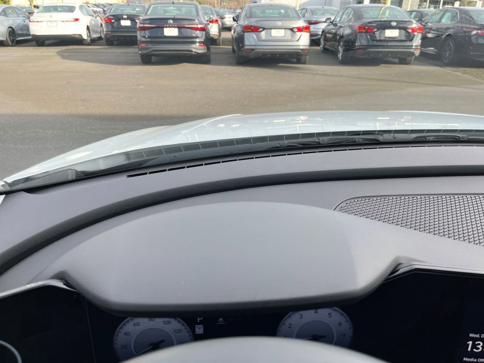 Thumbnail: 2025 Hyundai Elantra - 33