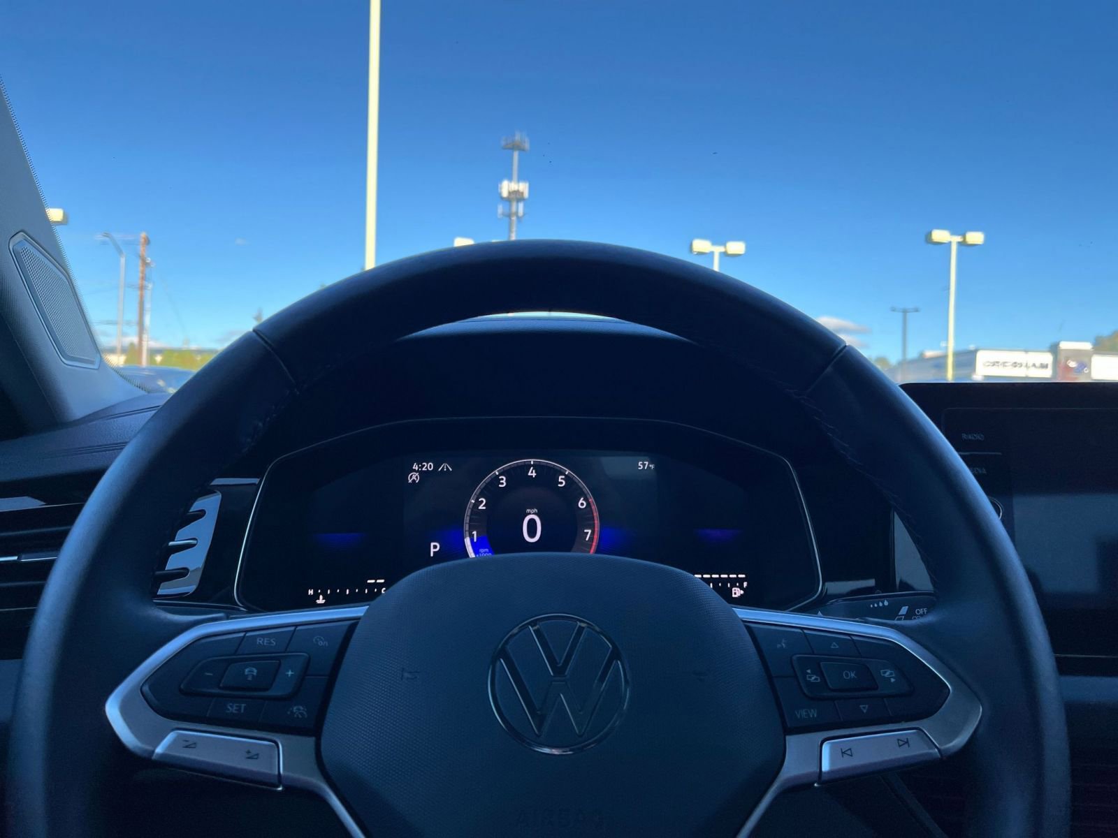 Thumbnail: 2025 Volkswagen Jetta - 28