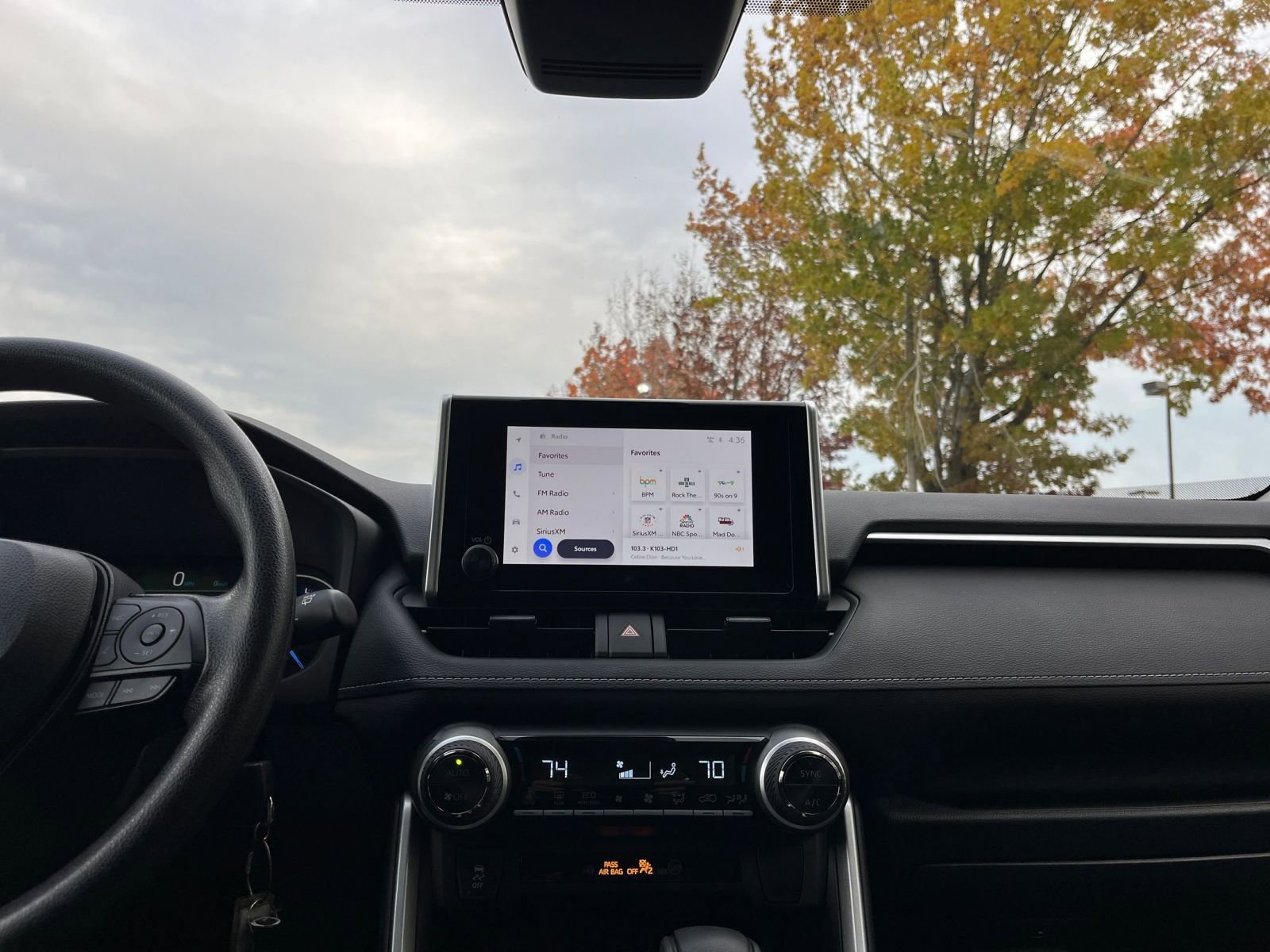 Thumbnail: 2025 Toyota RAV4 - 23