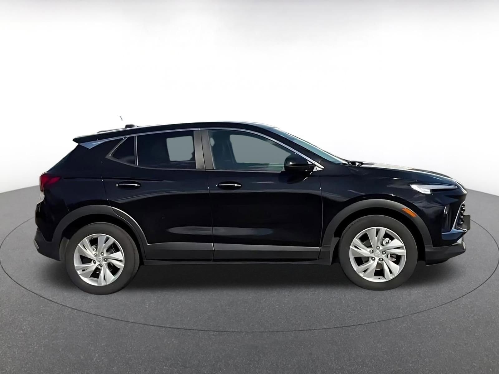 Thumbnail: 2025 Buick Encore GX - 16